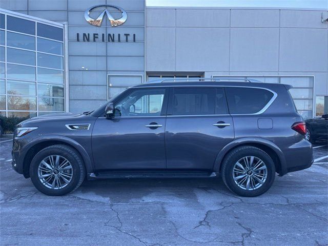 2022 INFINITI QX80 Luxe