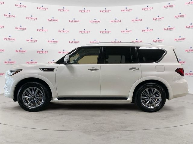 2022 INFINITI QX80 Luxe