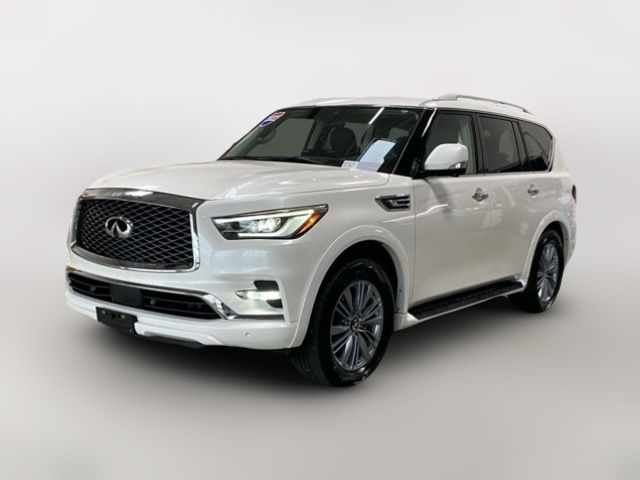 2022 INFINITI QX80 Luxe