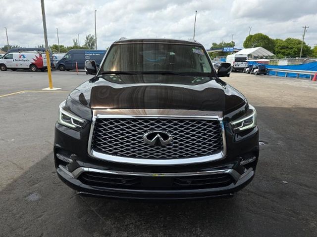 2022 INFINITI QX80 Luxe