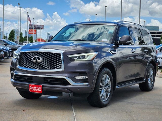 2022 INFINITI QX80 Luxe