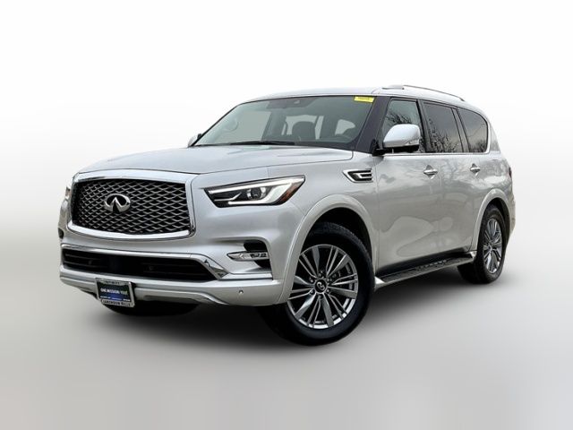 2022 INFINITI QX80 Luxe