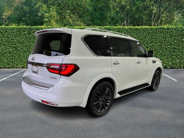 2022 INFINITI QX80 Premium Select