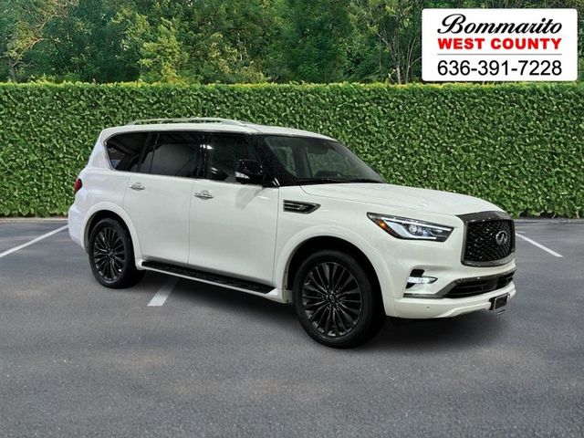 2022 INFINITI QX80 Premium Select