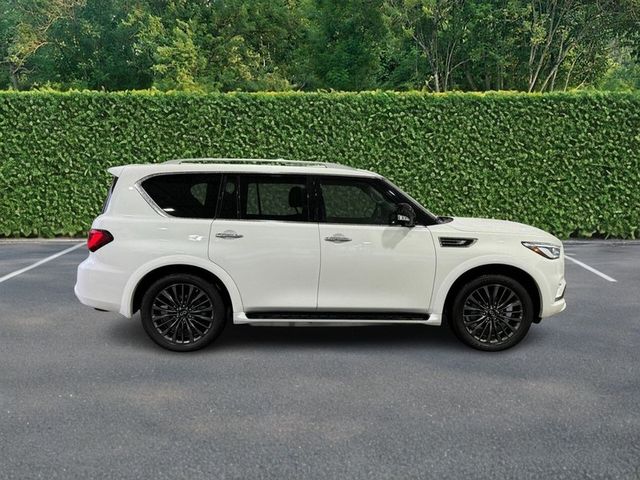 2022 INFINITI QX80 Premium Select