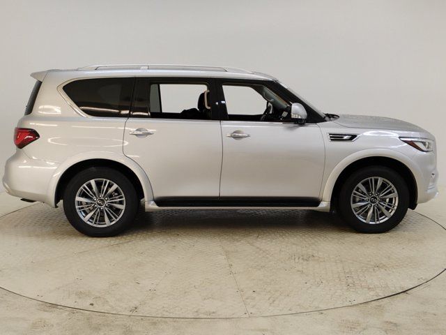 2022 INFINITI QX80 Luxe