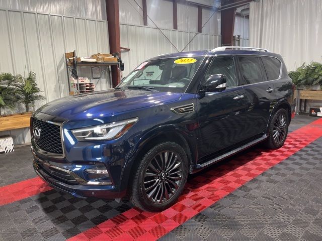 2022 INFINITI QX80 Luxe