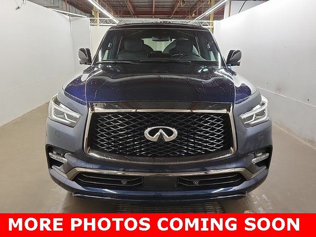 2022 INFINITI QX80 Luxe