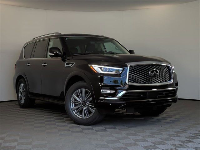 2022 INFINITI QX80 Luxe