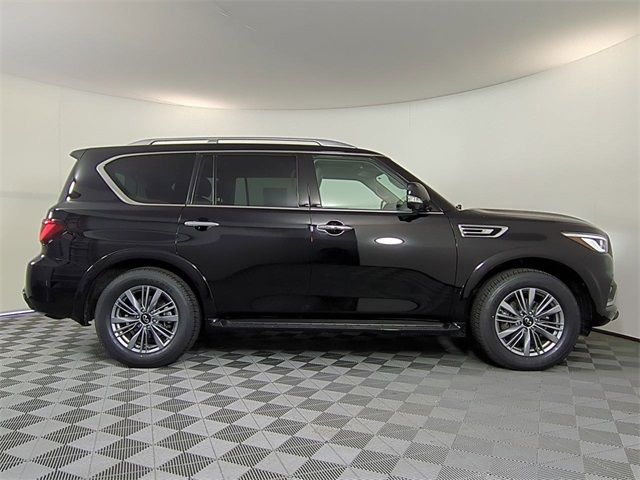 2022 INFINITI QX80 Luxe