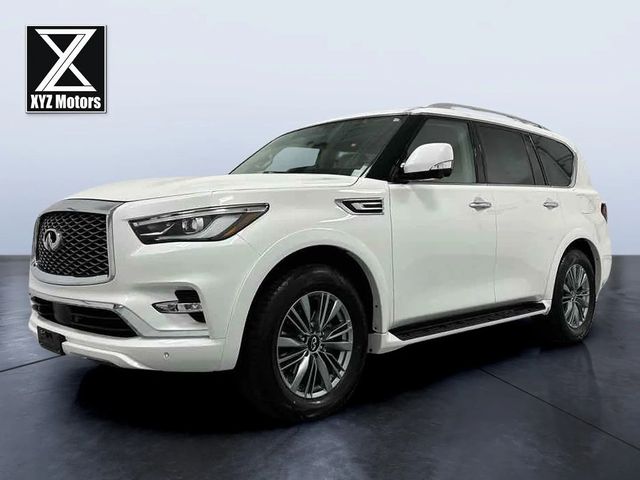 2022 INFINITI QX80 Luxe