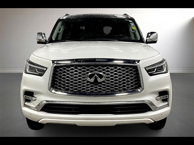 2022 INFINITI QX80 Luxe