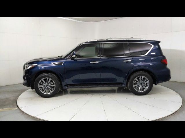 2022 INFINITI QX80 Luxe