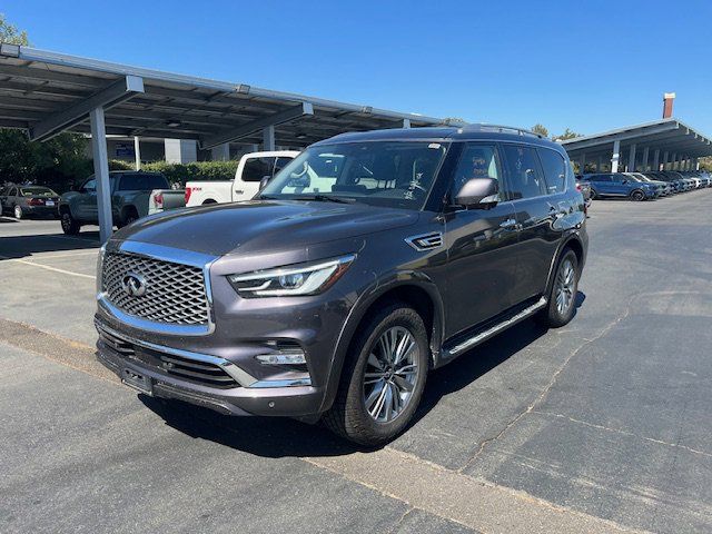 2022 INFINITI QX80 Luxe