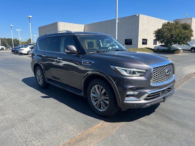 2022 INFINITI QX80 Luxe