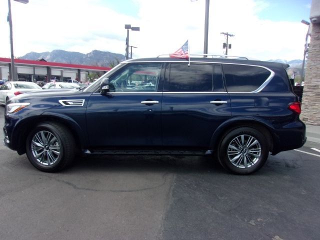 2022 INFINITI QX80 Luxe