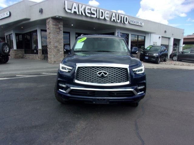 2022 INFINITI QX80 Luxe