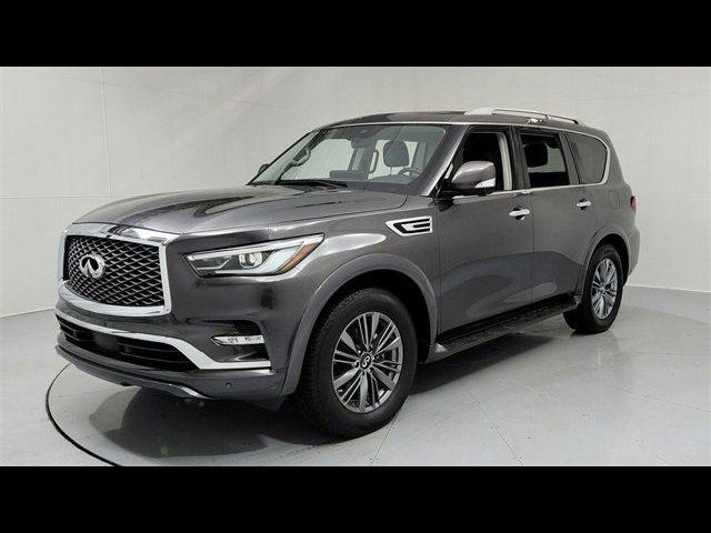 2022 INFINITI QX80 Luxe