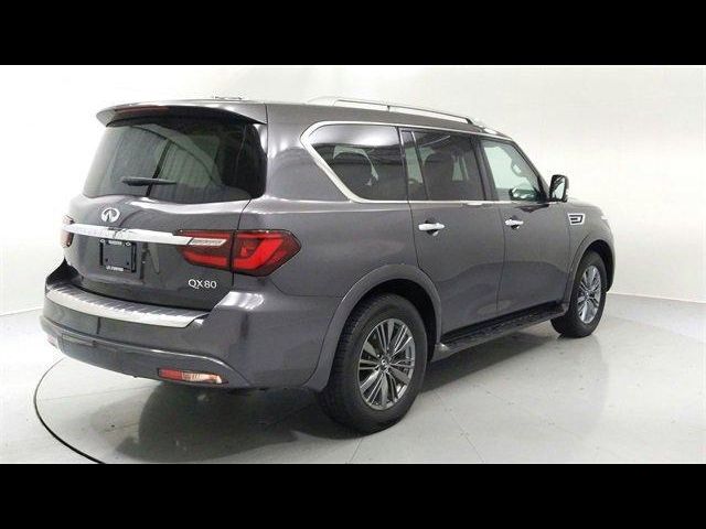 2022 INFINITI QX80 Luxe