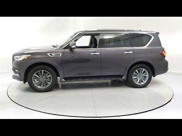 2022 INFINITI QX80 Luxe