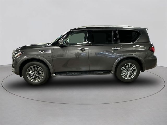 2022 INFINITI QX80 Luxe