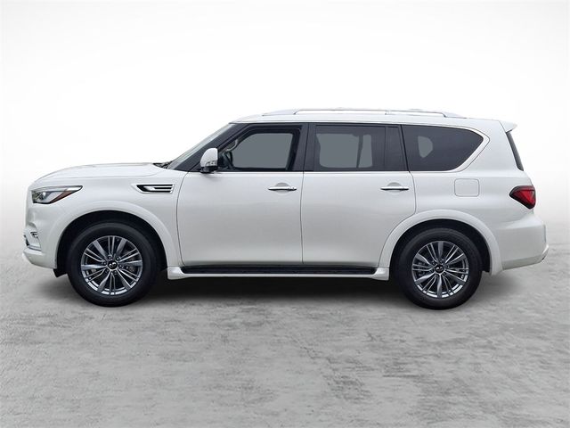 2022 INFINITI QX80 Luxe