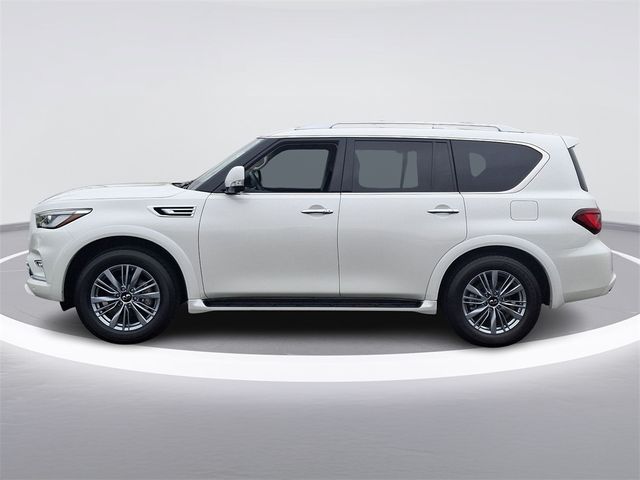 2022 INFINITI QX80 Luxe