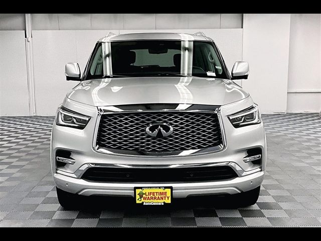 2022 INFINITI QX80 Luxe