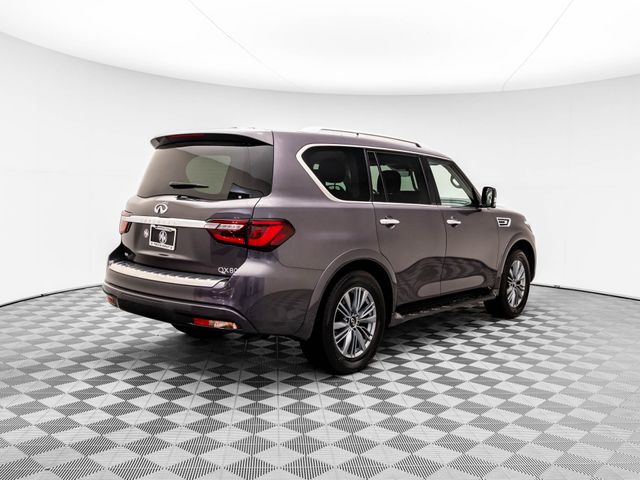 2022 INFINITI QX80 Luxe