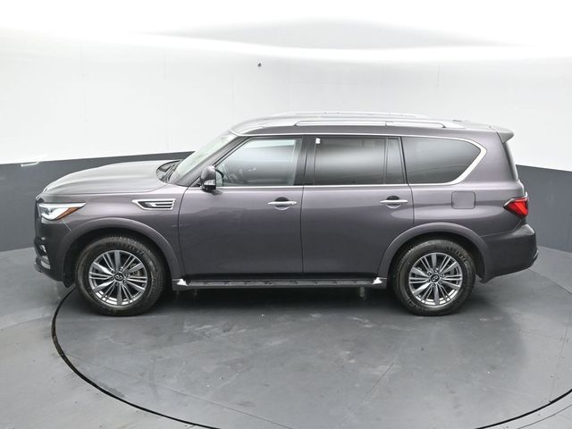 2022 INFINITI QX80 Luxe