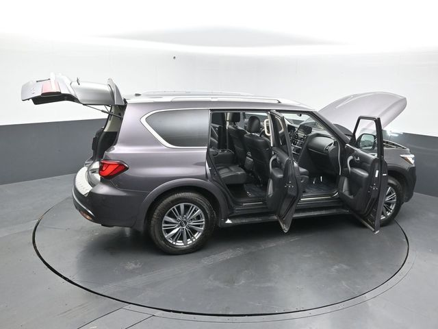 2022 INFINITI QX80 Luxe