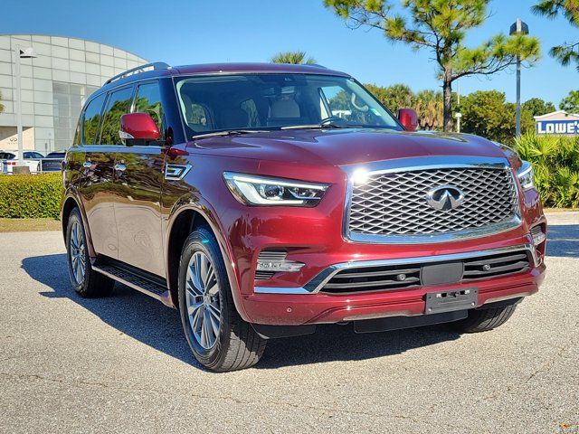 2022 INFINITI QX80 Luxe