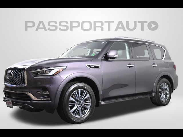 2022 INFINITI QX80 Luxe