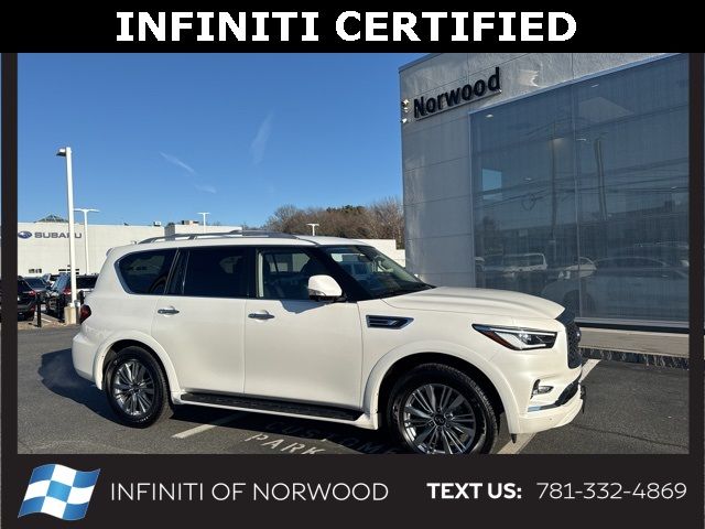 2022 INFINITI QX80 Luxe