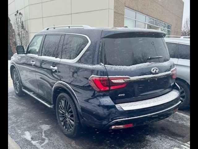 2022 INFINITI QX80 Luxe