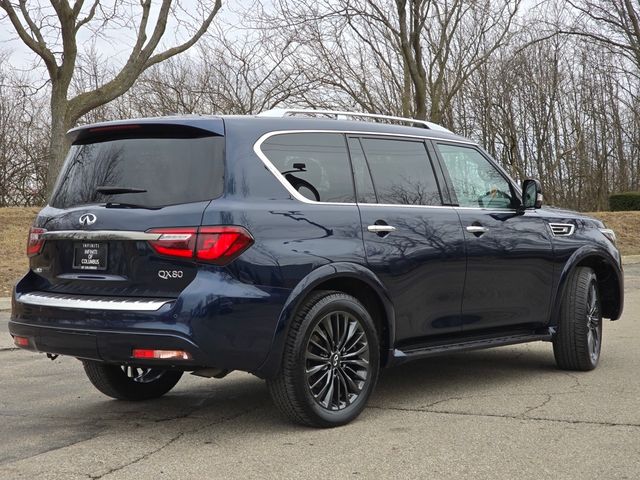 2022 INFINITI QX80 Luxe