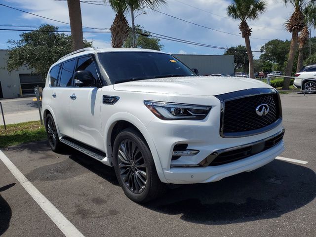 2022 INFINITI QX80 Premium Select