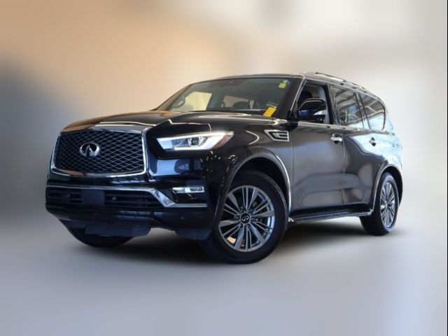 2022 INFINITI QX80 Luxe