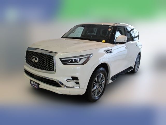 2022 INFINITI QX80 Luxe