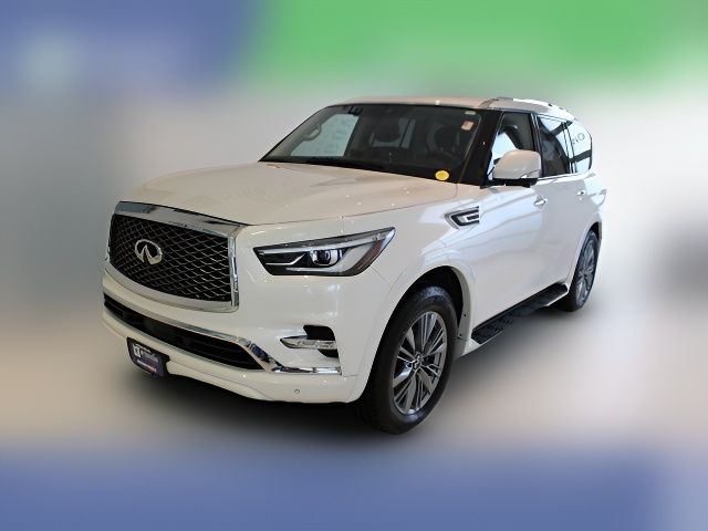 2022 INFINITI QX80 Luxe