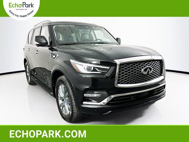 2022 INFINITI QX80 Luxe