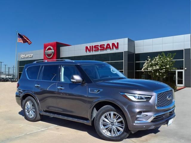 2022 INFINITI QX80 Luxe