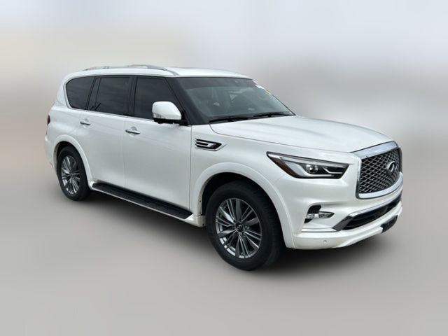 2022 INFINITI QX80 Luxe