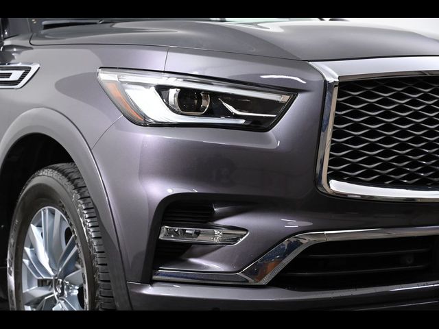 2022 INFINITI QX80 Luxe