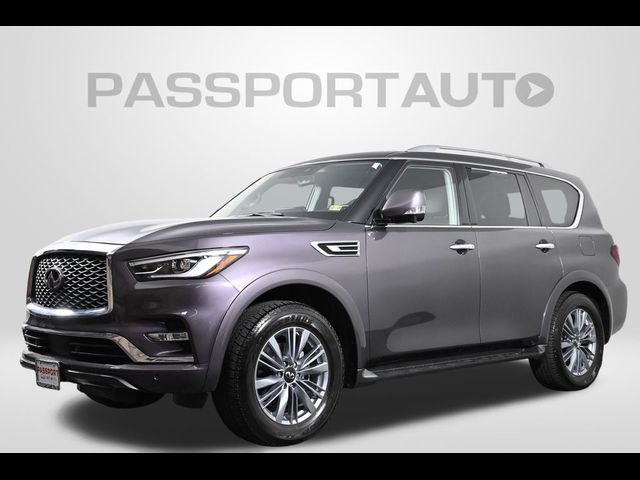 2022 INFINITI QX80 Luxe