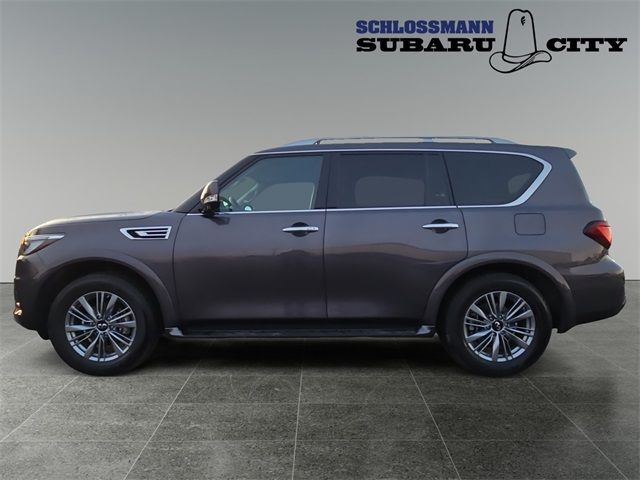 2022 INFINITI QX80 Luxe