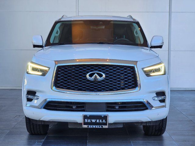 2022 INFINITI QX80 Luxe