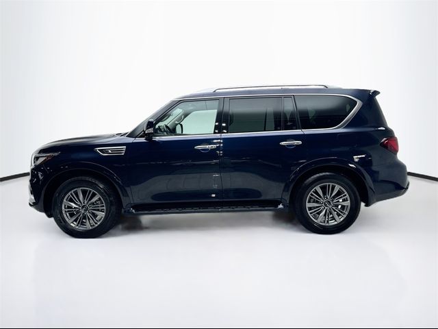 2022 INFINITI QX80 Luxe