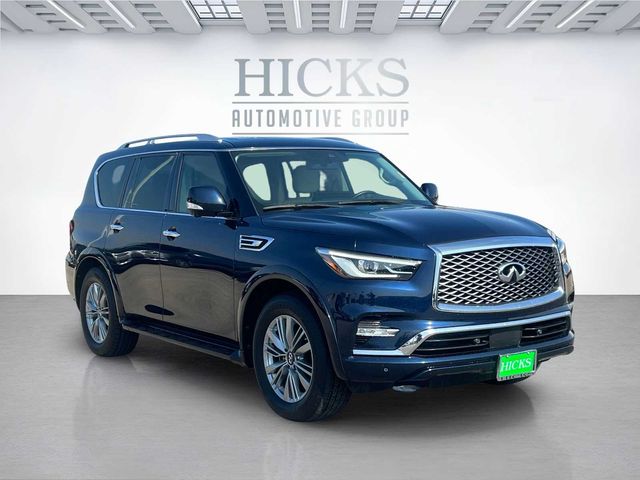 2022 INFINITI QX80 Luxe