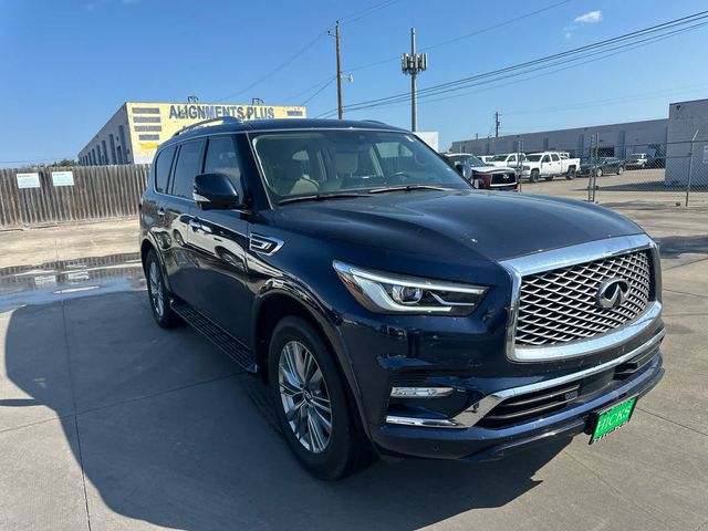 2022 INFINITI QX80 Luxe